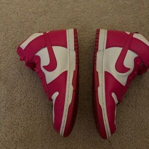 Nike dunk pink